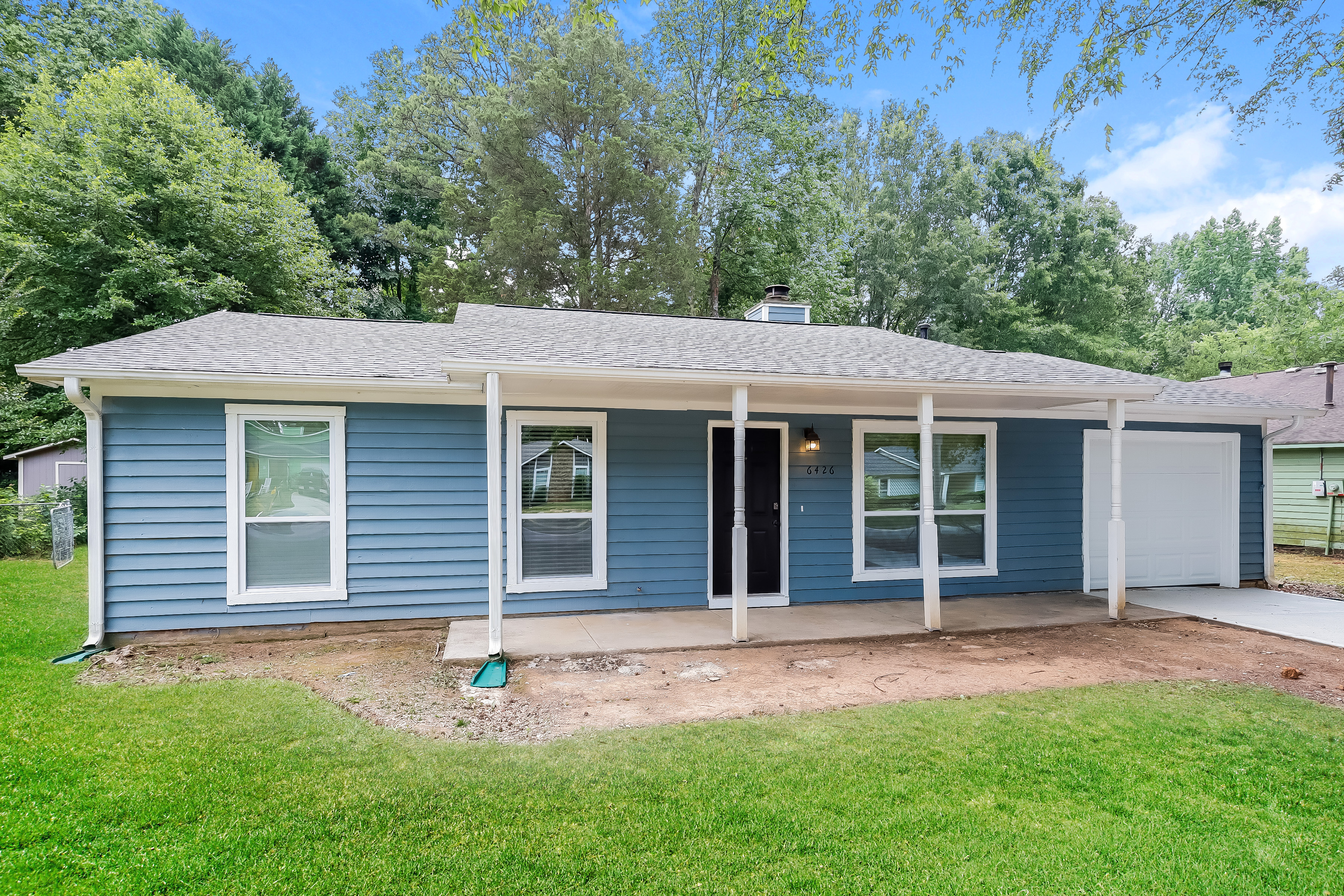 6426 Lake Forest Rd E Charlotte, NC 28227